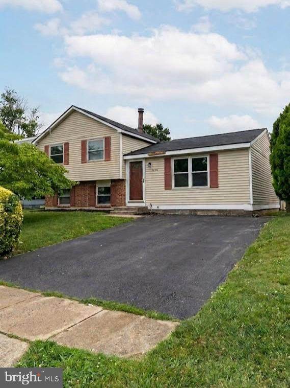 452 Center Street - Photo 1
