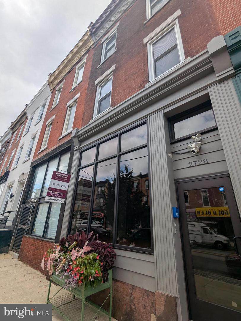 2728 Girard Avenue - Photo 1