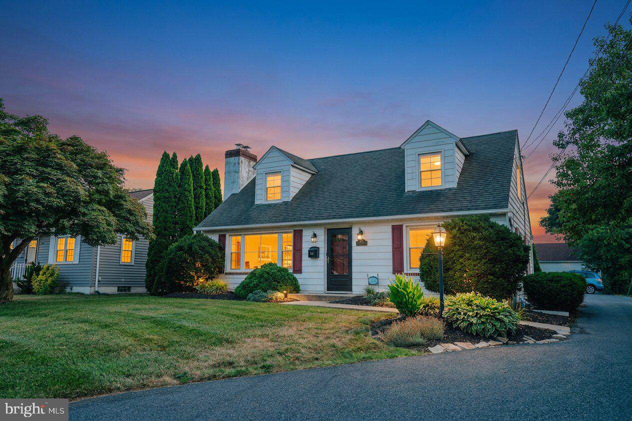 524 Main Street - Photo 1