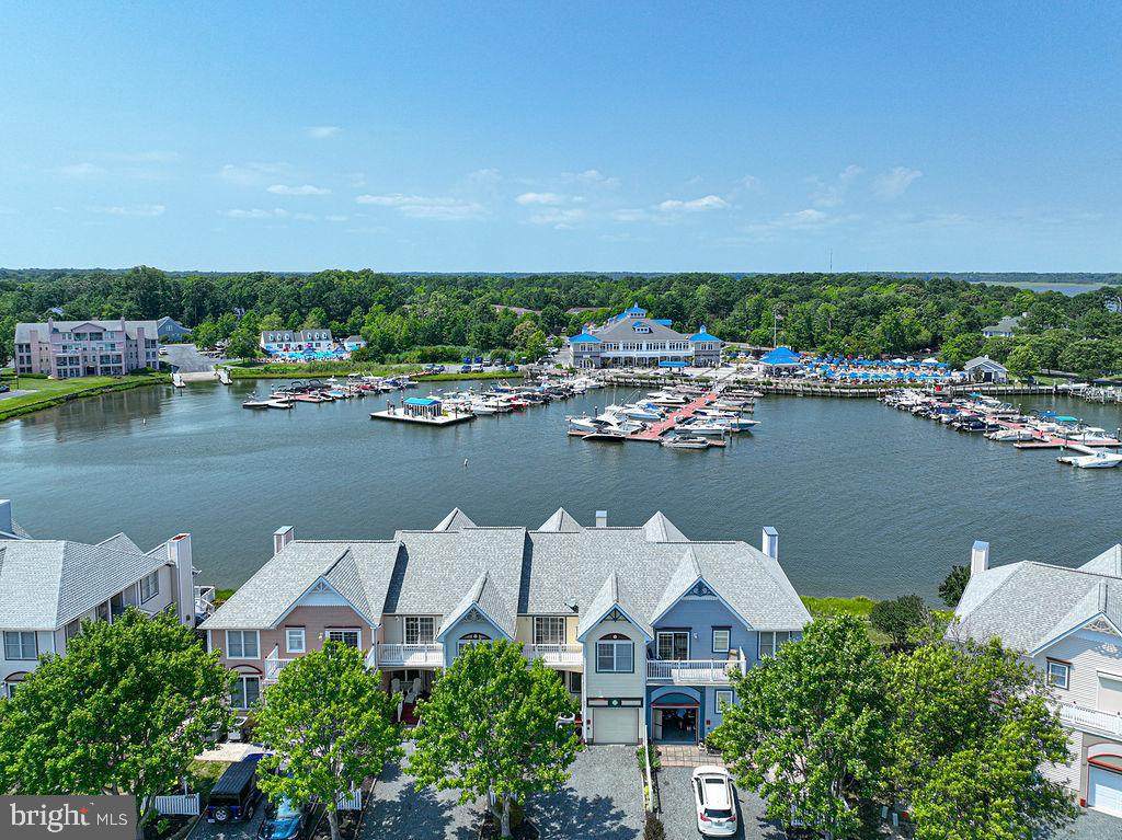 843 Yacht Club Drive - Photo 1
