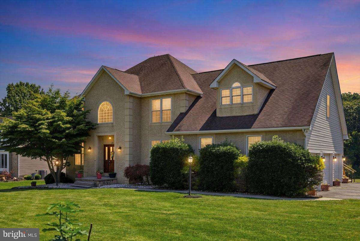64 Grey Fox Drive - Photo 1
