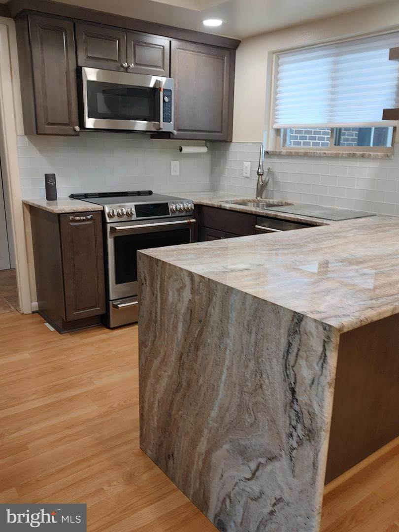 3576 Chiswick Court - Photo 1