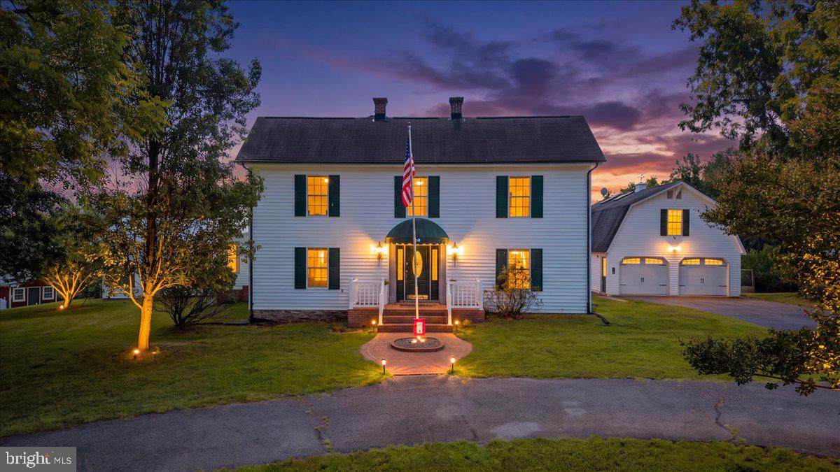 114 Pleasure Point Dr - Photo 1