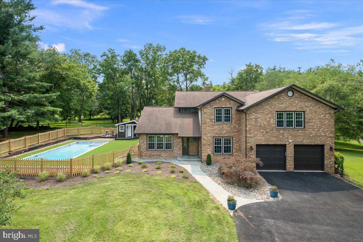 353 Gallop Wood Place - Photo 1