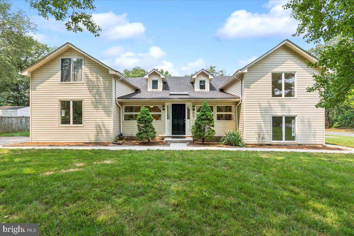 423 Shetlands Lane - Photo 1