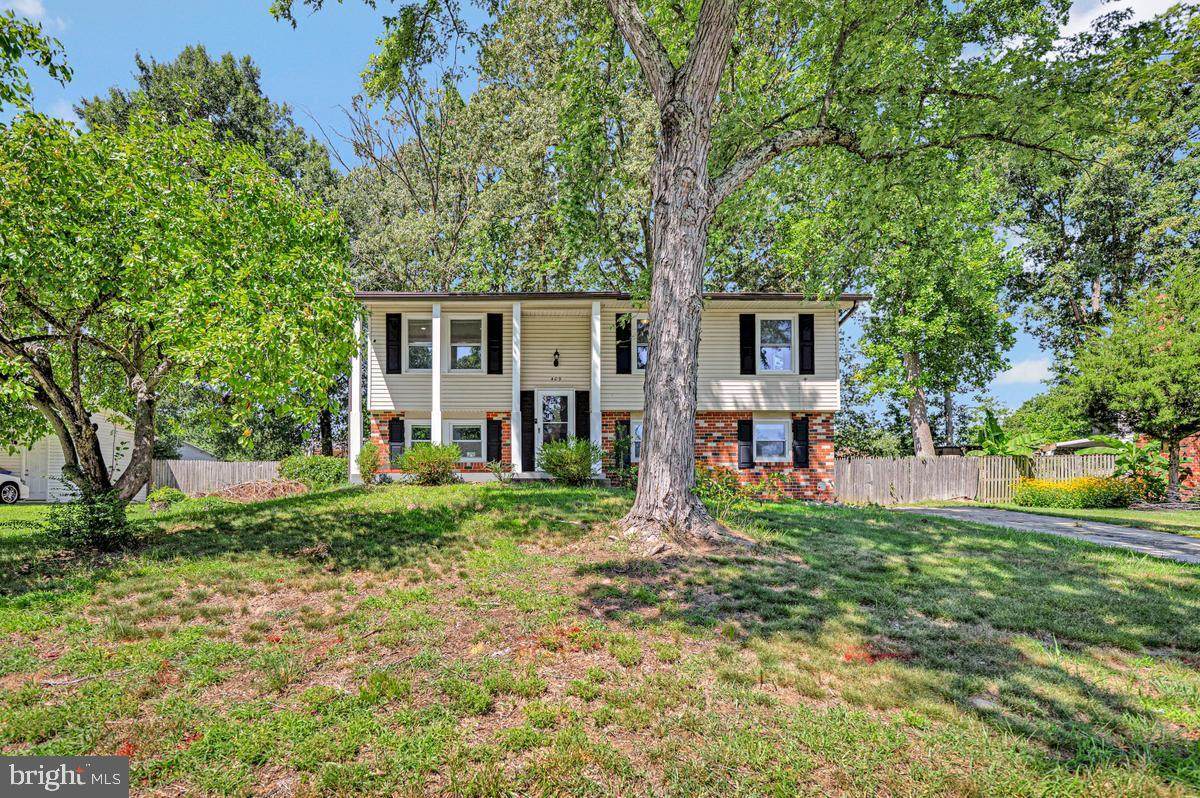 409 University Drive - Photo 1
