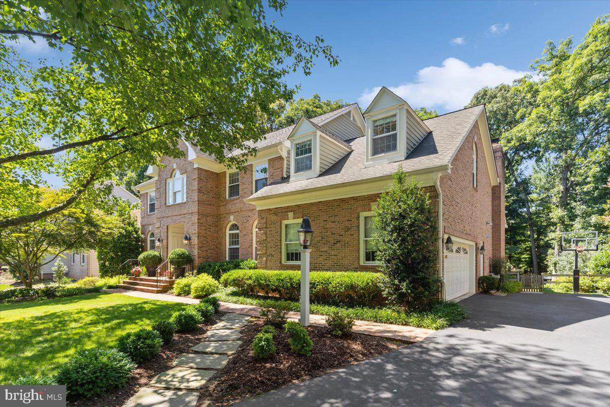 3285 Willow Glen Drive - Photo 1