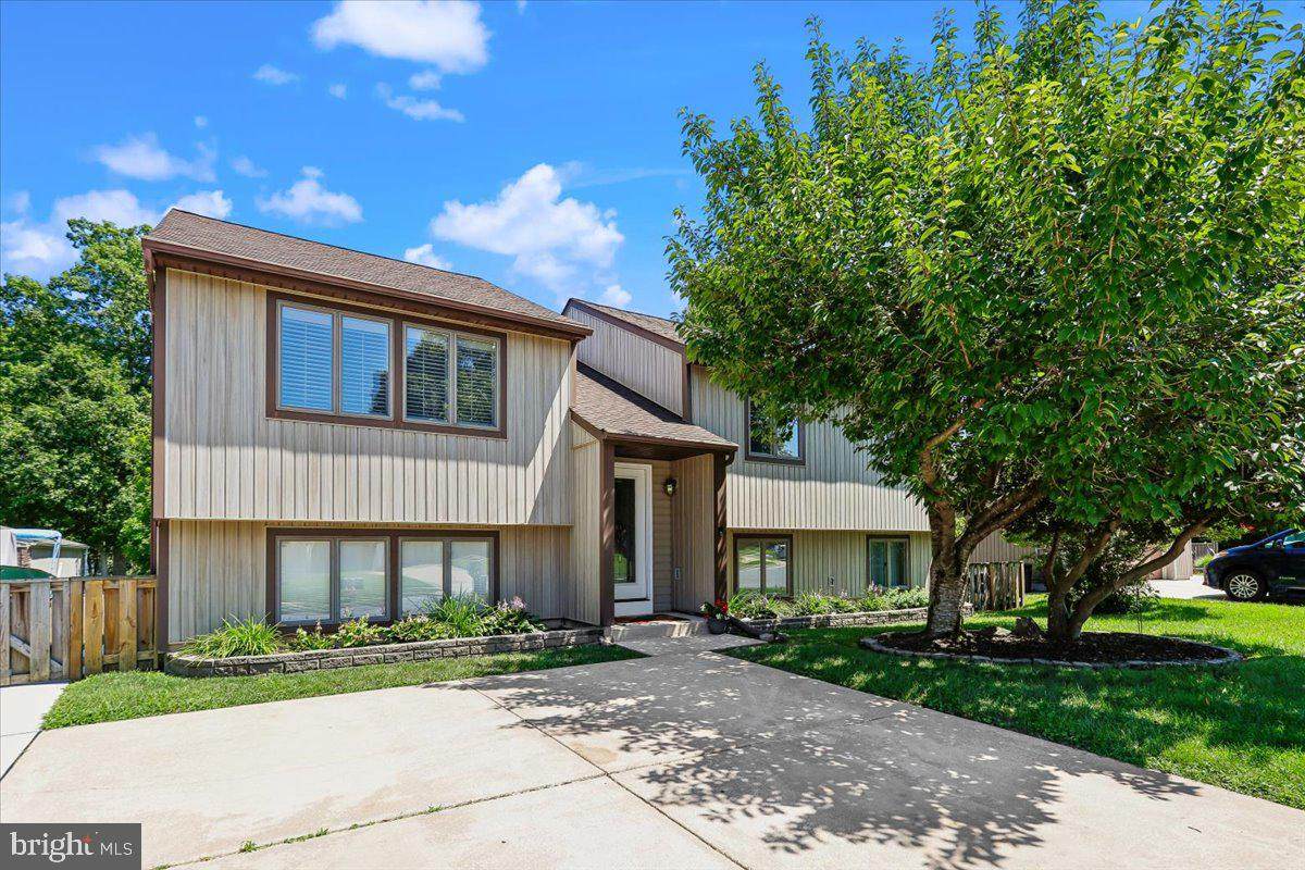 146 Holly Circle - Photo 1