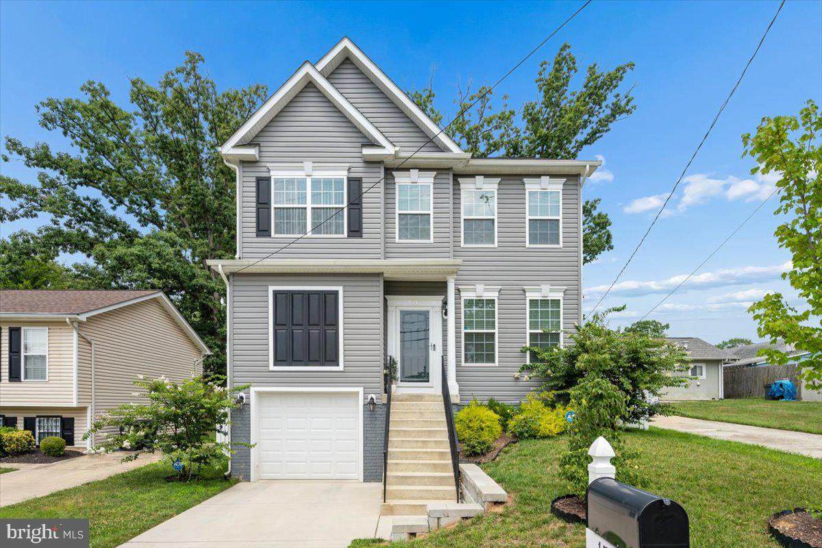 1517 Pacific Avenue - Photo 1