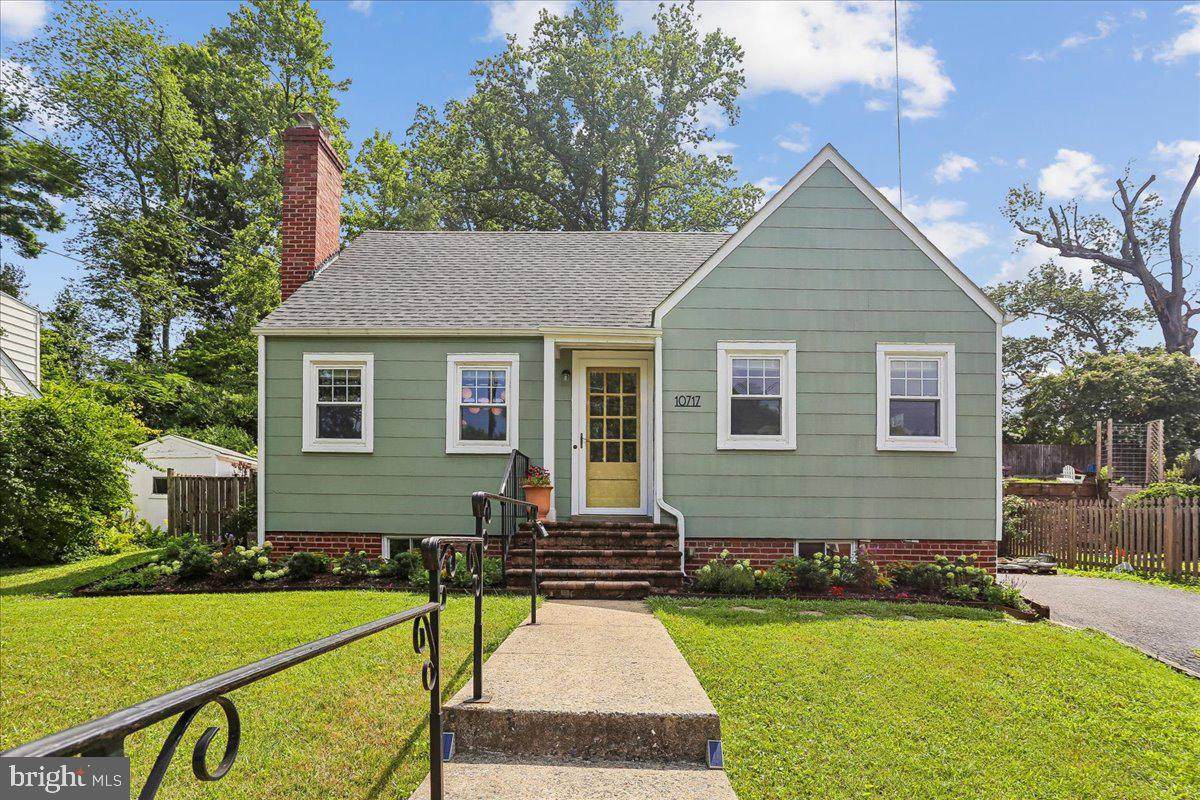 10717 St Paul Street - Photo 1