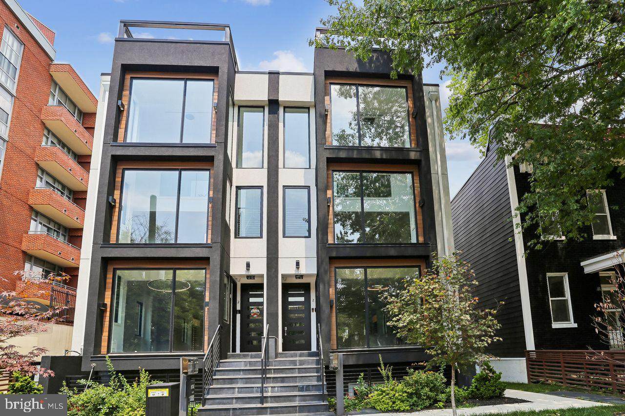 306 K Street - Photo 1