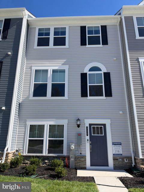 320 Hackley Drive - Photo 1