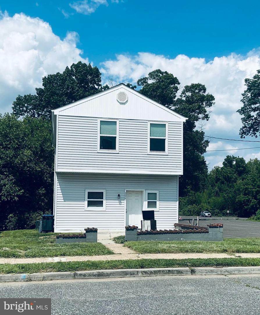 306 Park - Photo 1