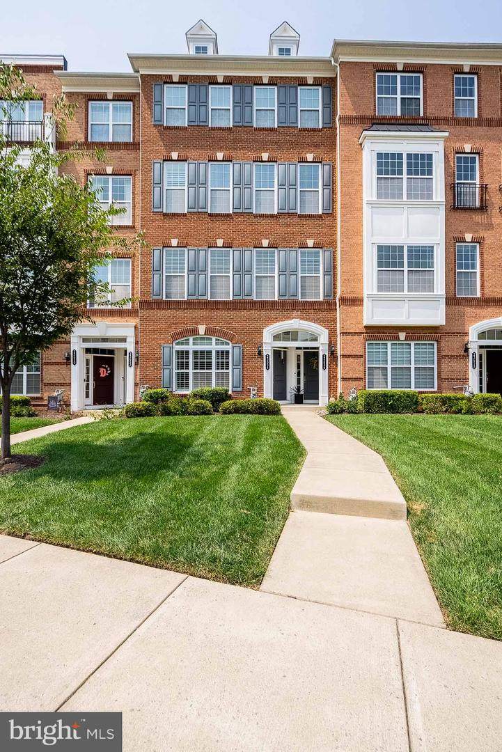 23654 Hopewell Manor Terrace - Photo 1