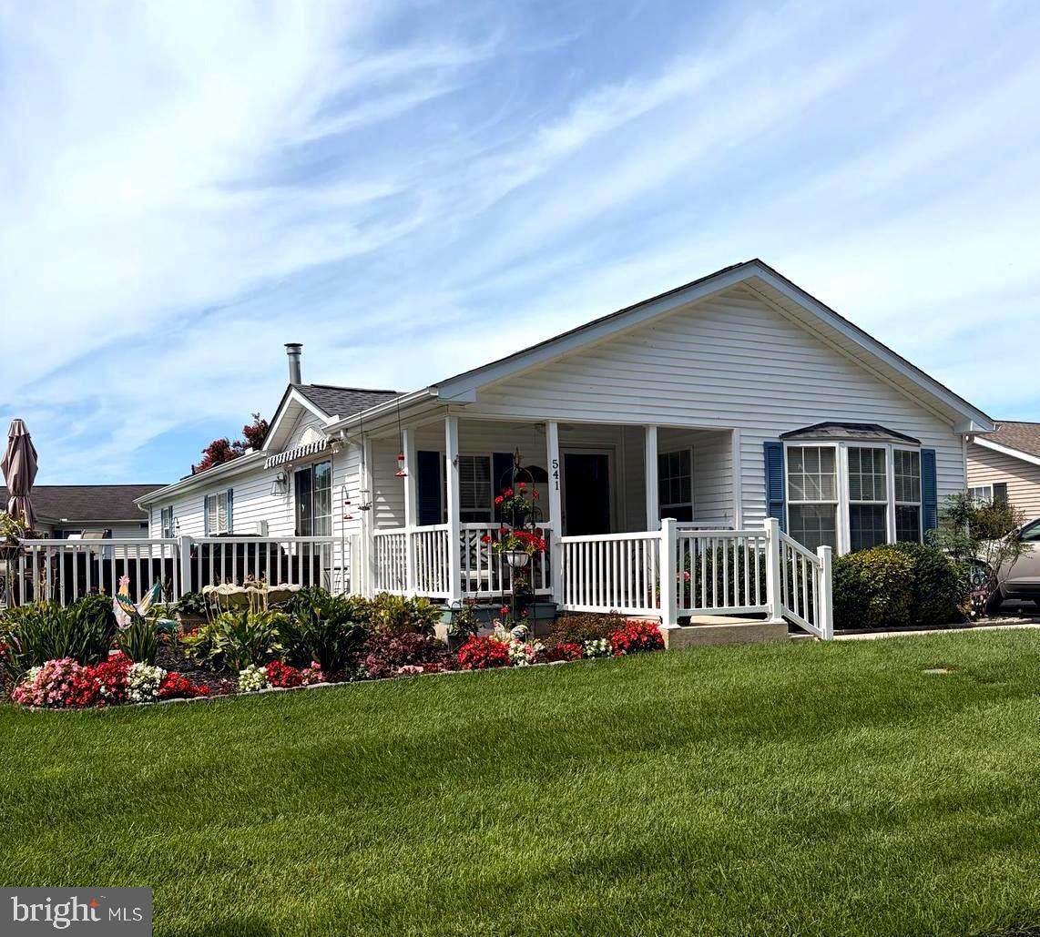 541 Weaver Drive - Photo 1