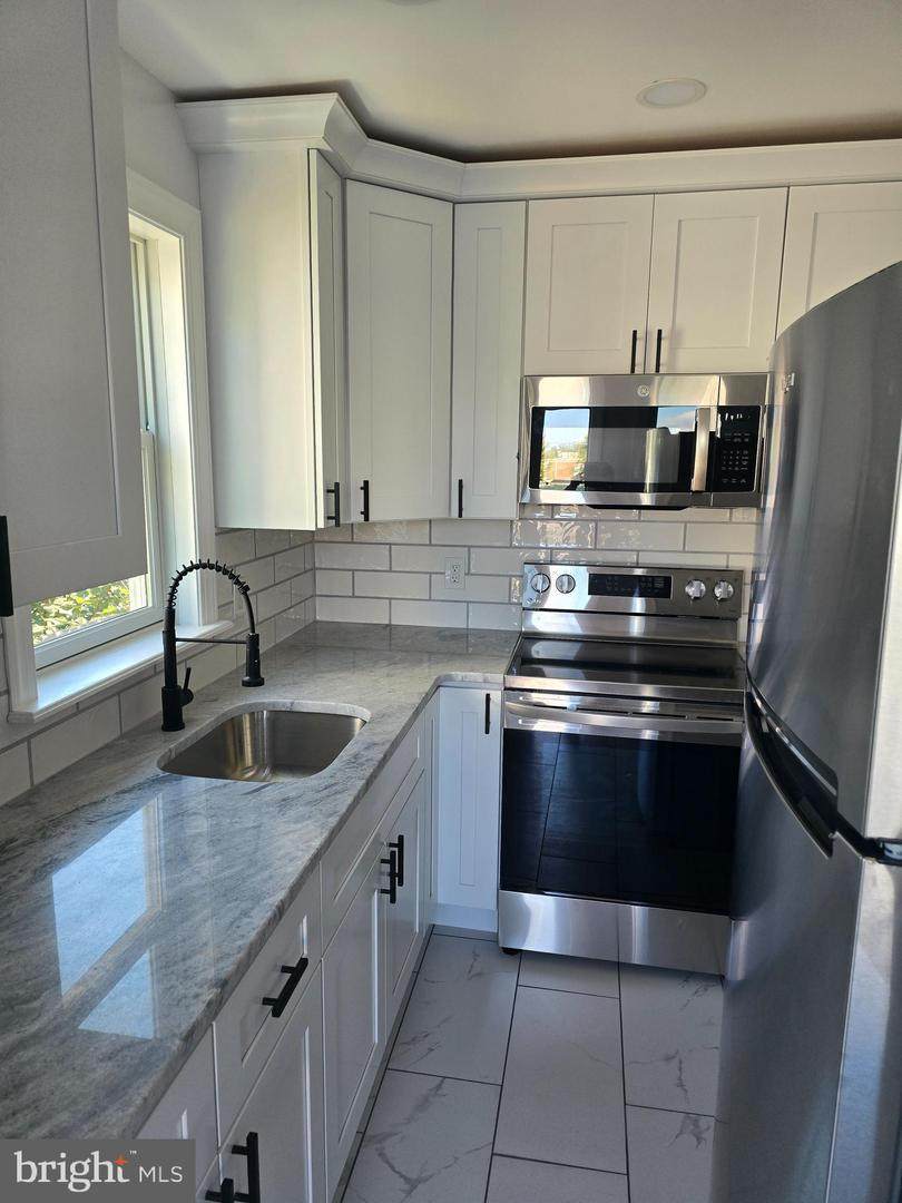 5927 Ridge Avenue - Photo 1