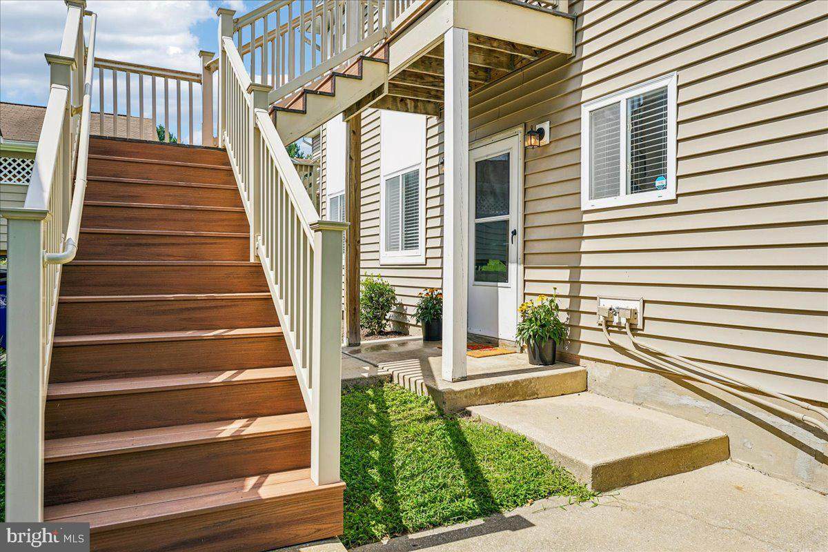 10267 White Pelican Way - Photo 1