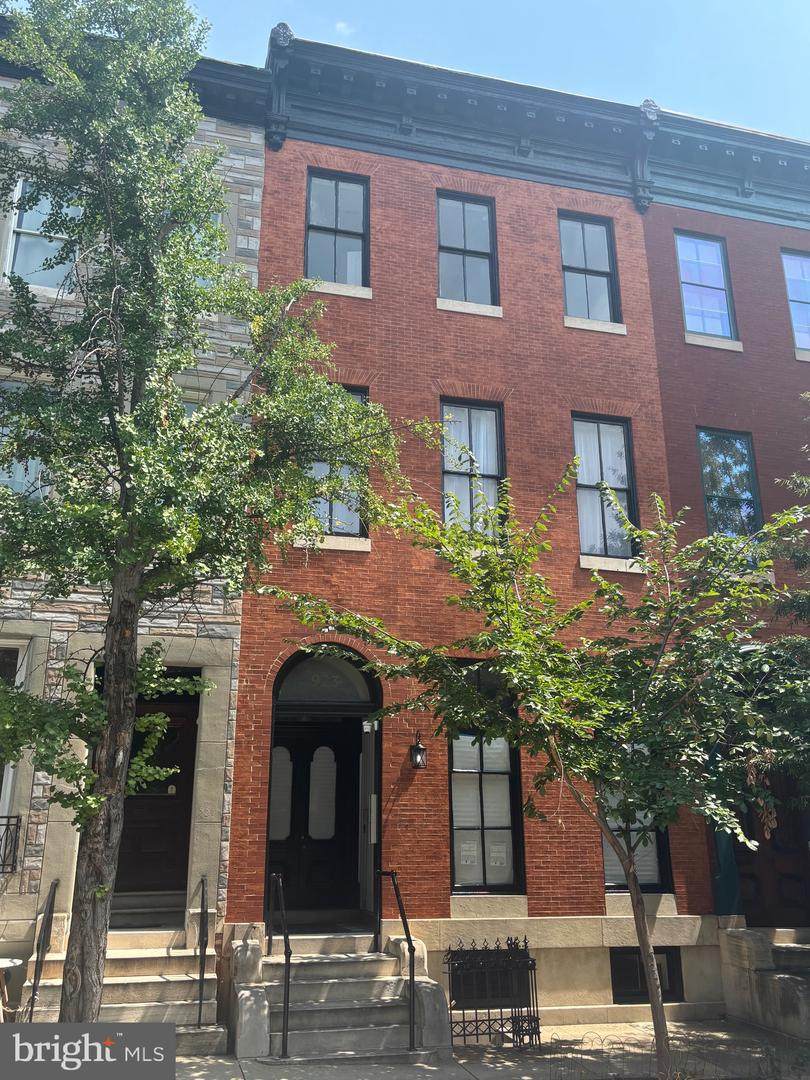923 Calvert Street - Photo 1