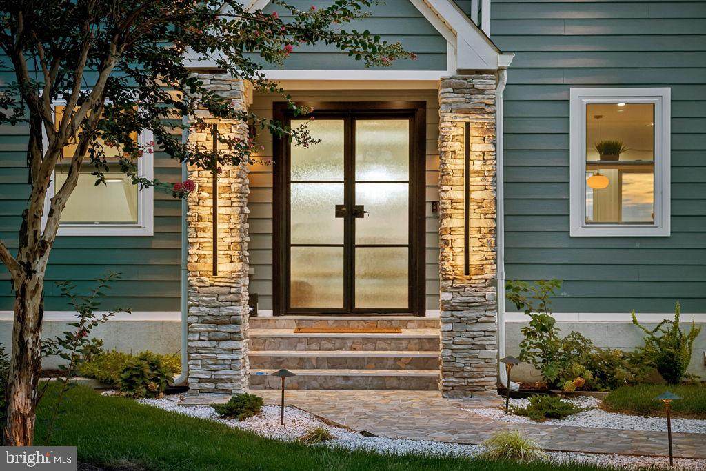 https://bt-photos.global.ssl.fastly.net/brightmls/orig_boomver_2_805266545666-2.jpg