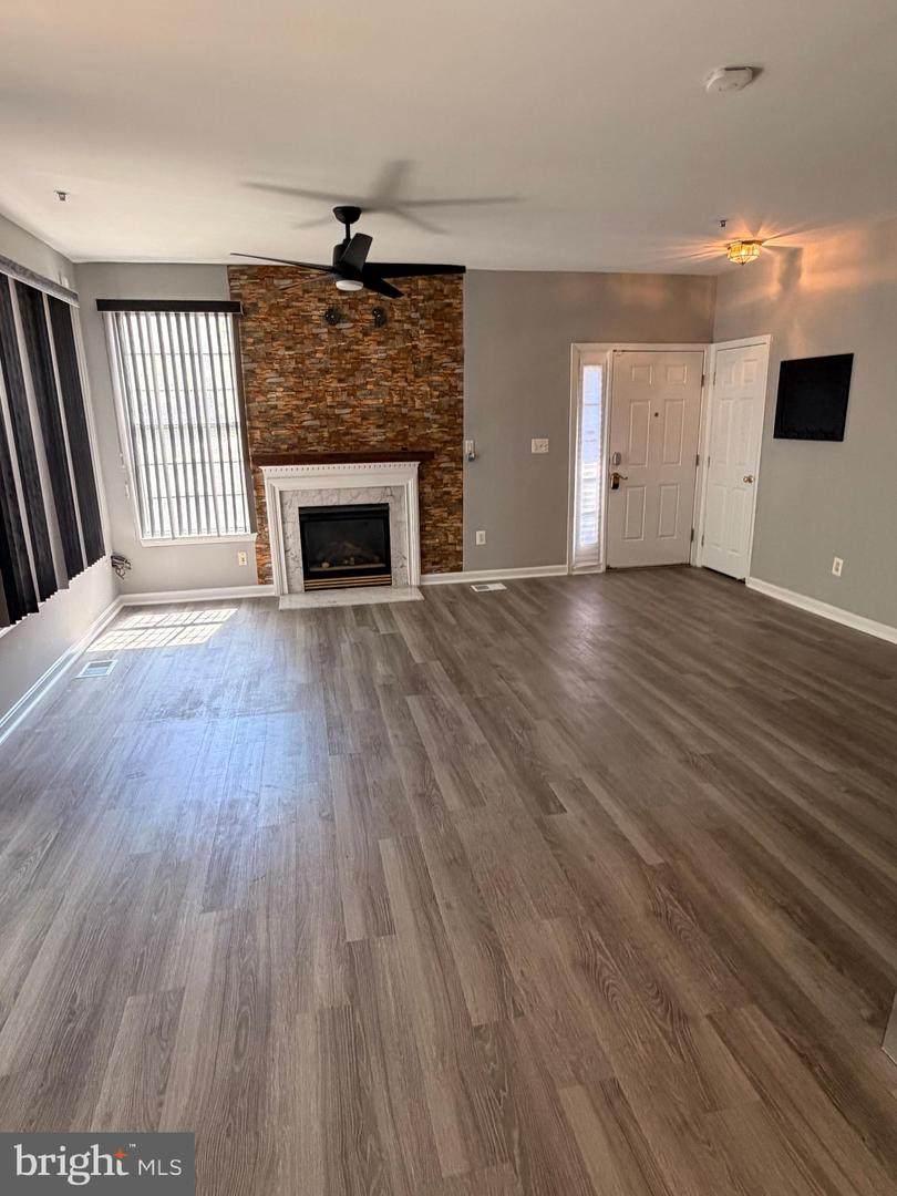 14401 Hampshire Hall Court - Photo 1