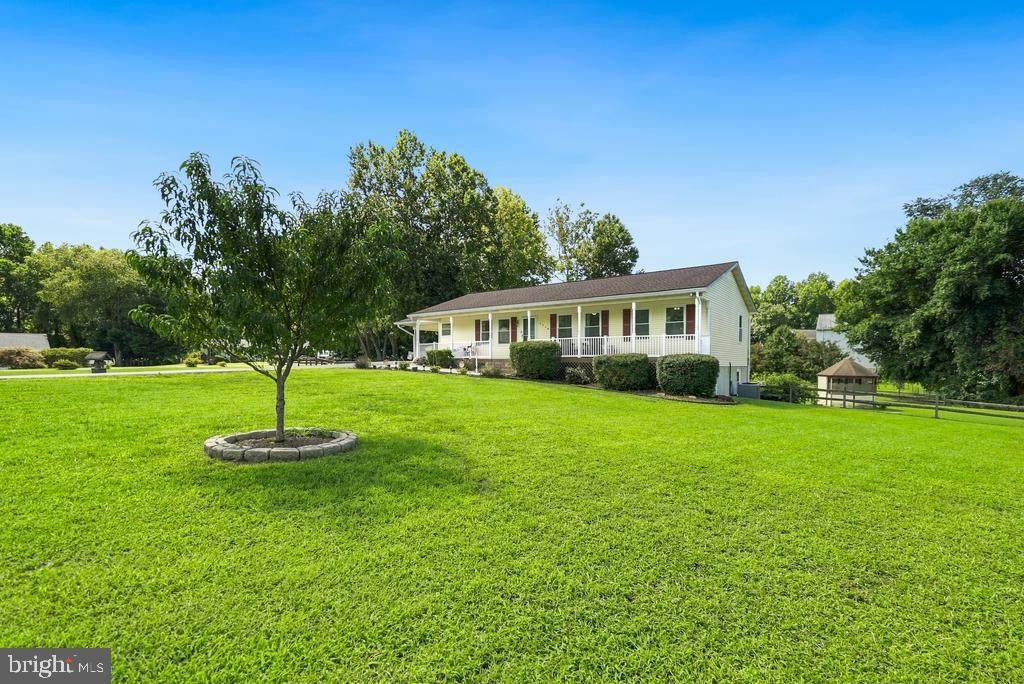 1112 Saffron Way - Photo 1