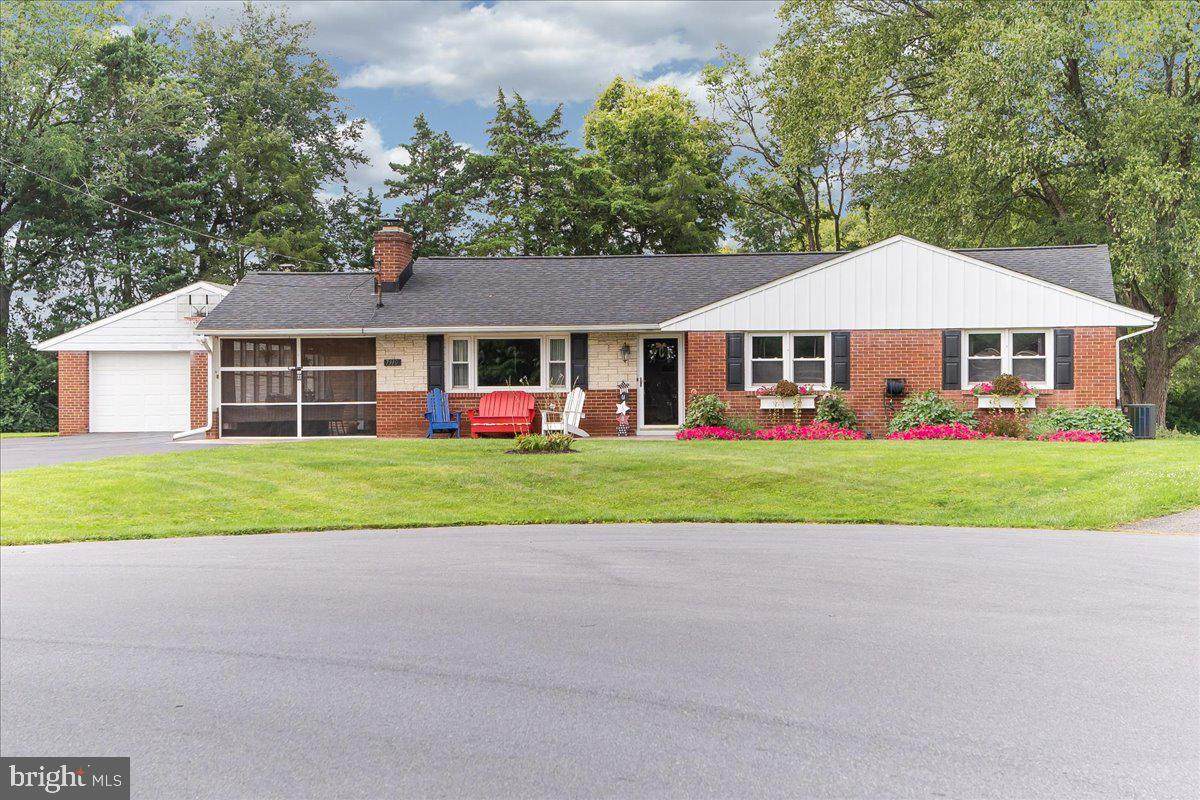 7910 Longmeadow Drive - Photo 1