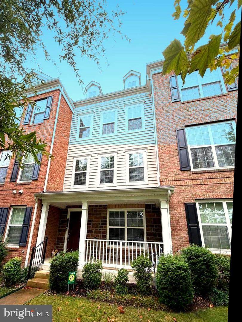 43524 Wheadon Terrace - Photo 1