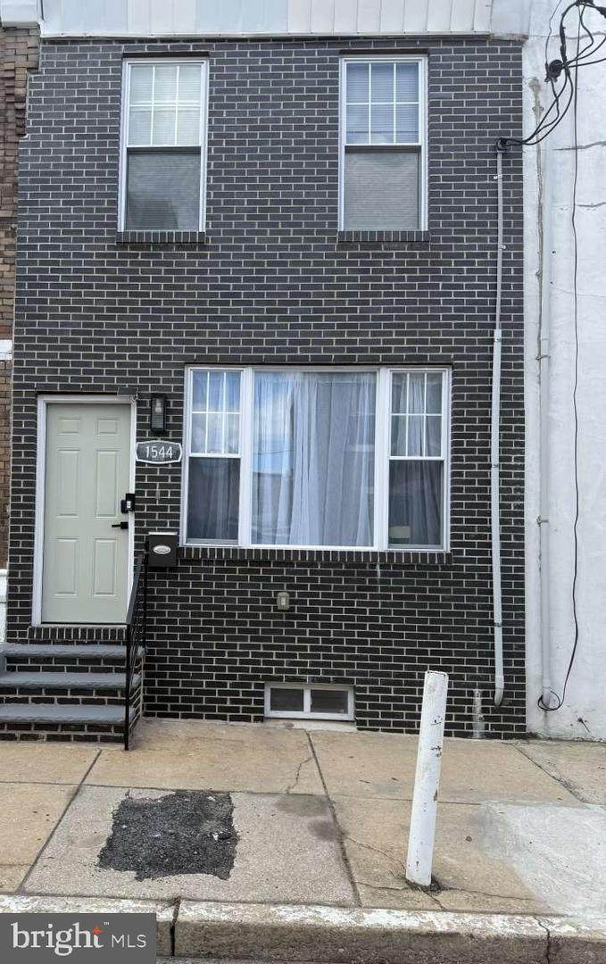 1544 Ringgold Street - Photo 1