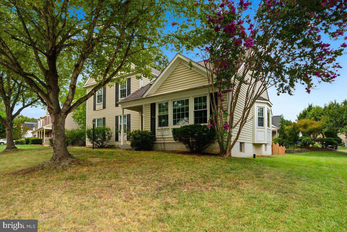 10249 Winged Elm Circle - Photo 1