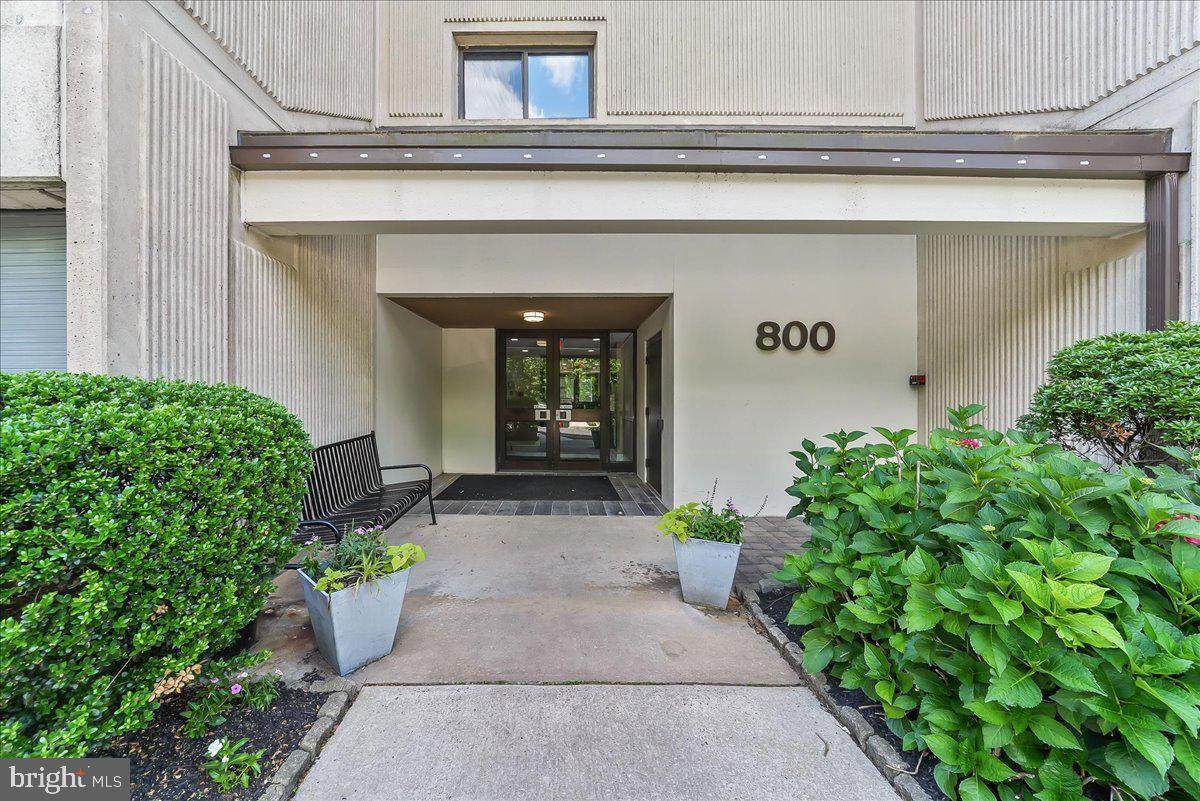 800 Avondale Road - Photo 1