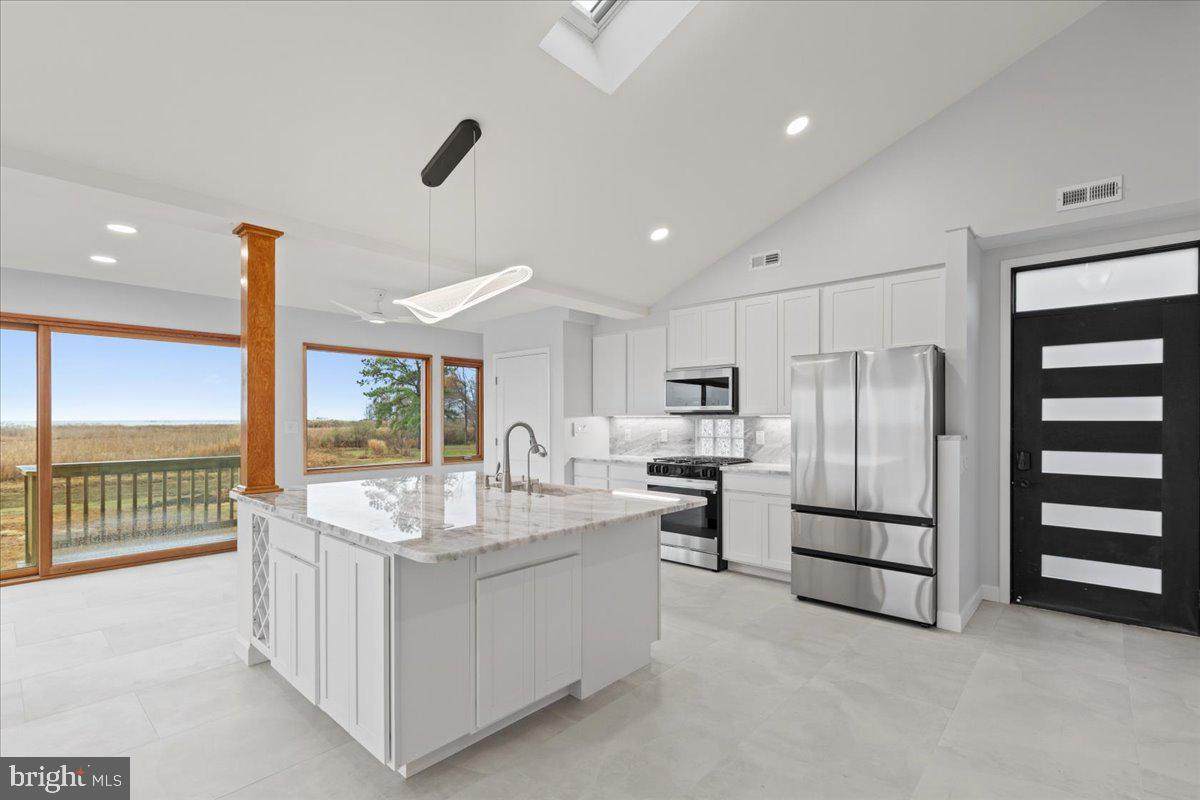 1345 Ellicott Avenue - Photo 1