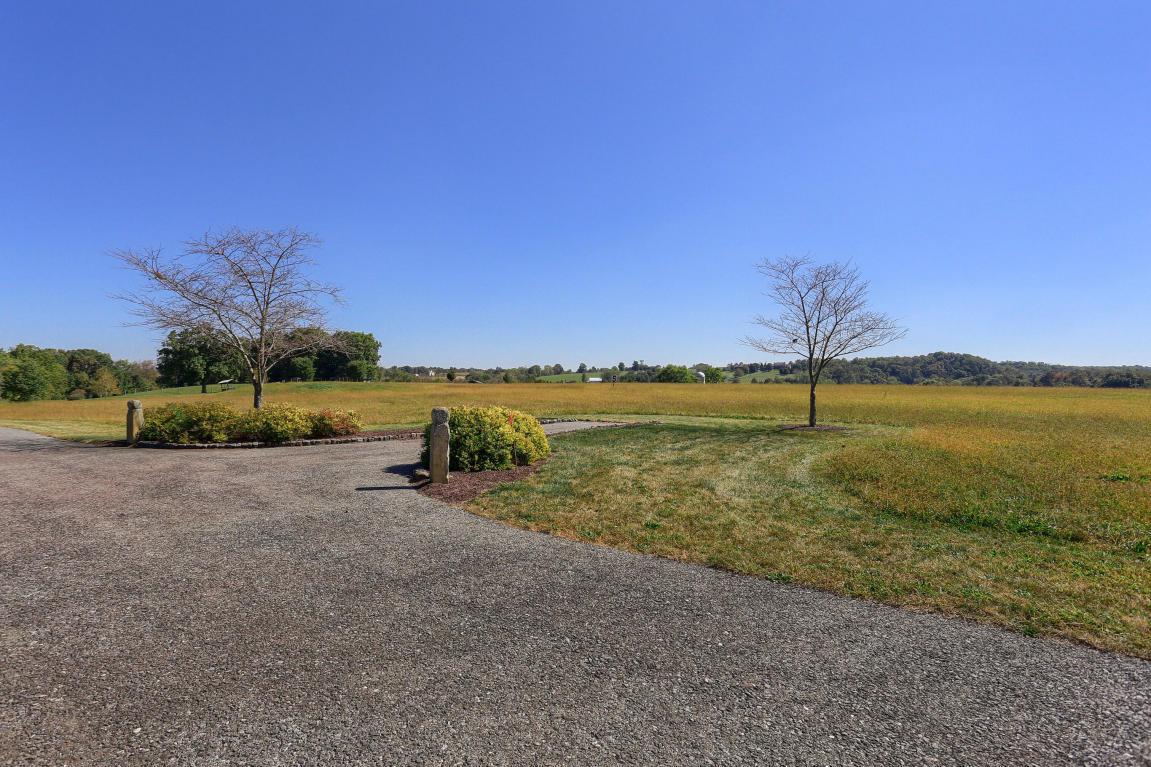 78 Jamesfield Place - Photo 1