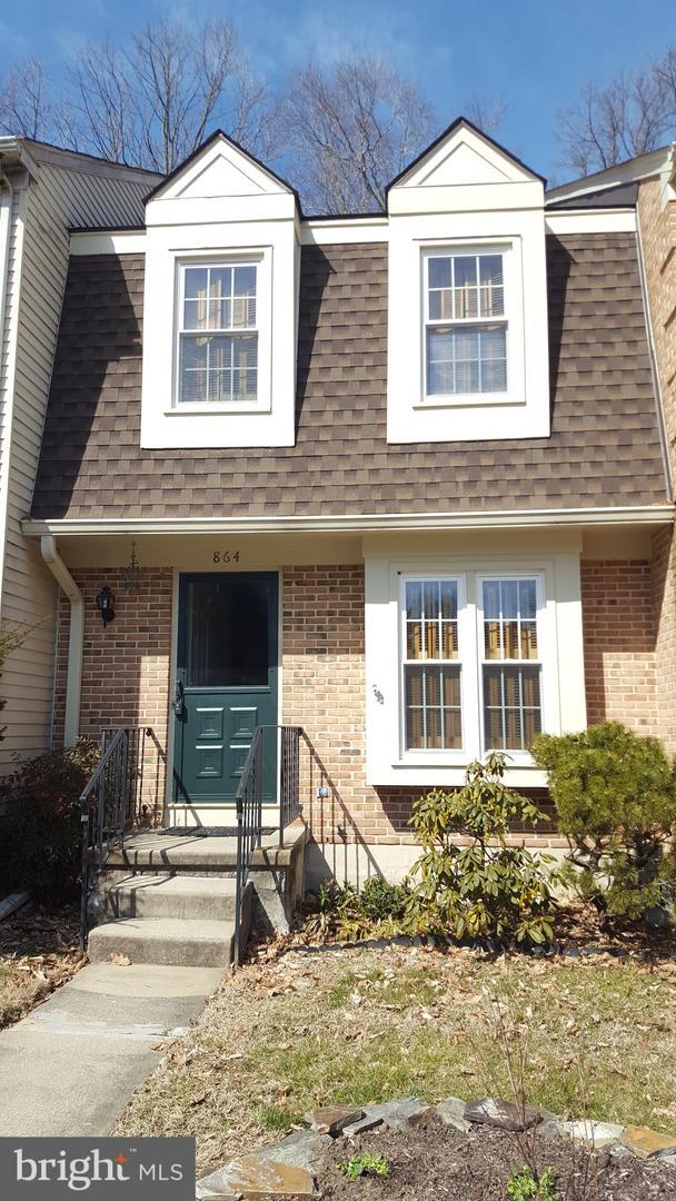 864 Stockbridge Drive - Photo 1