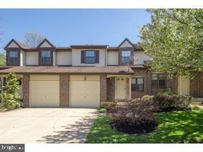 124 Greensward - Photo 1