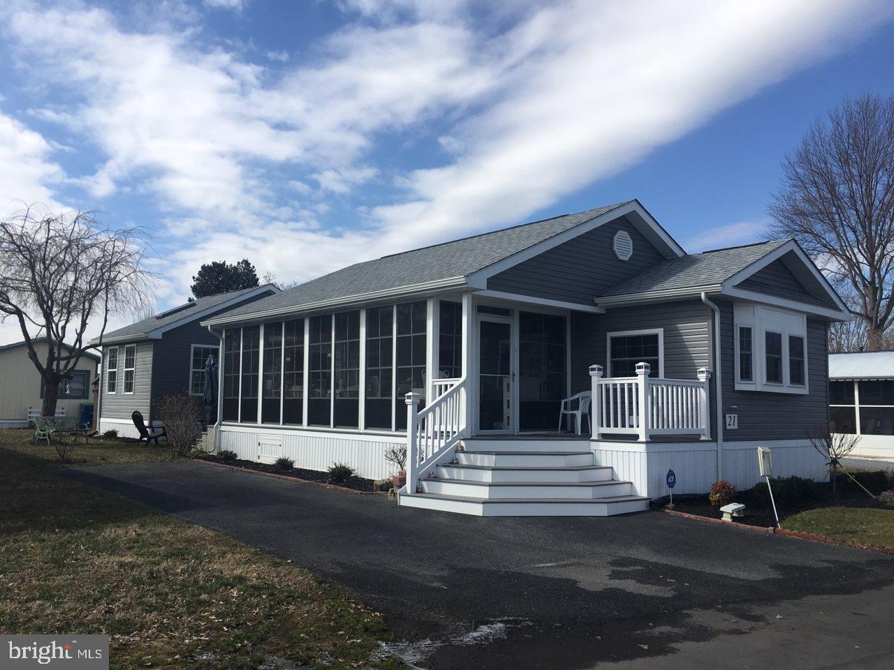21 Powder Horn Lane - Photo 1