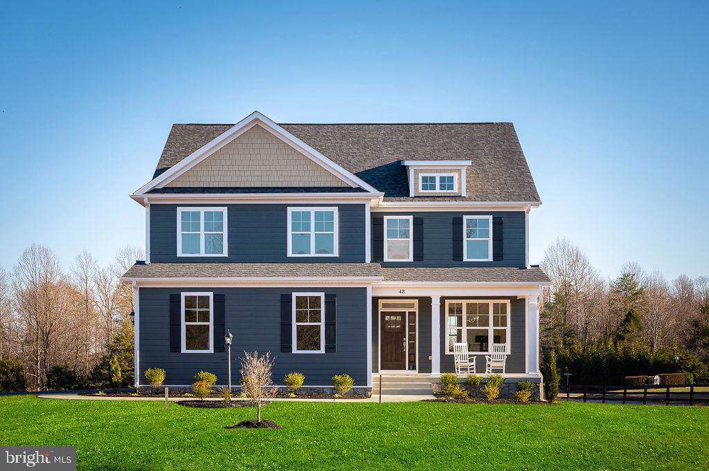 19B Yates Circle - Photo 1
