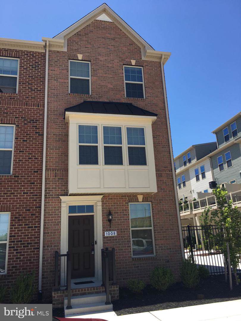 1008 Rutland Avenue - Photo 1