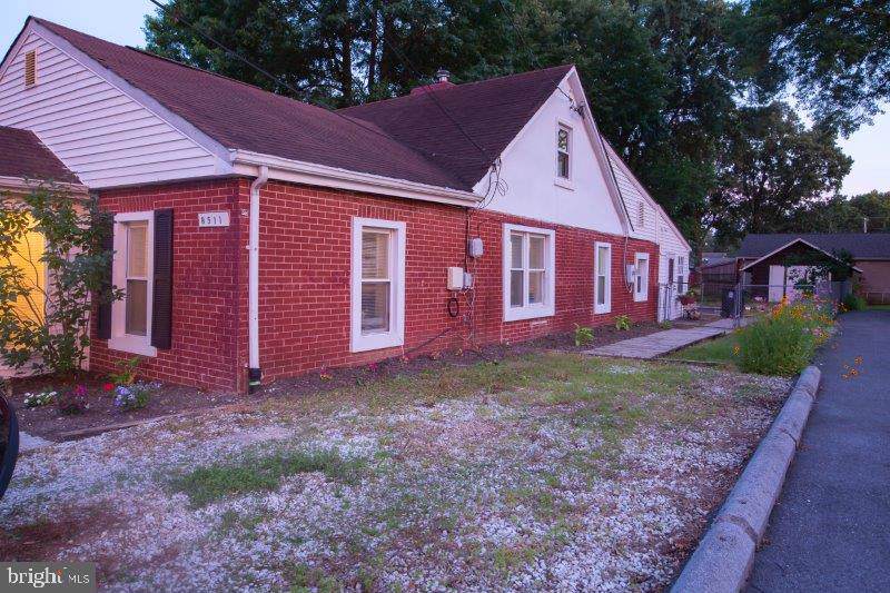 8511 Lindendale Drive - Photo 1