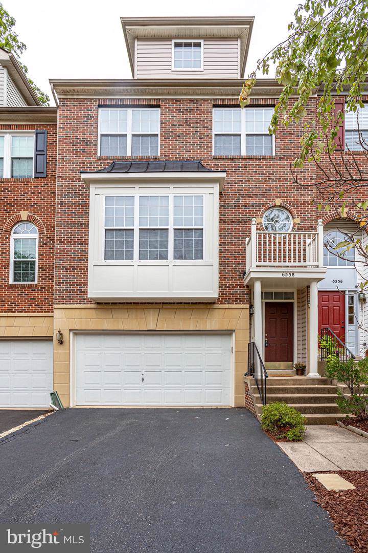 6558 Mckenna Way - Photo 1