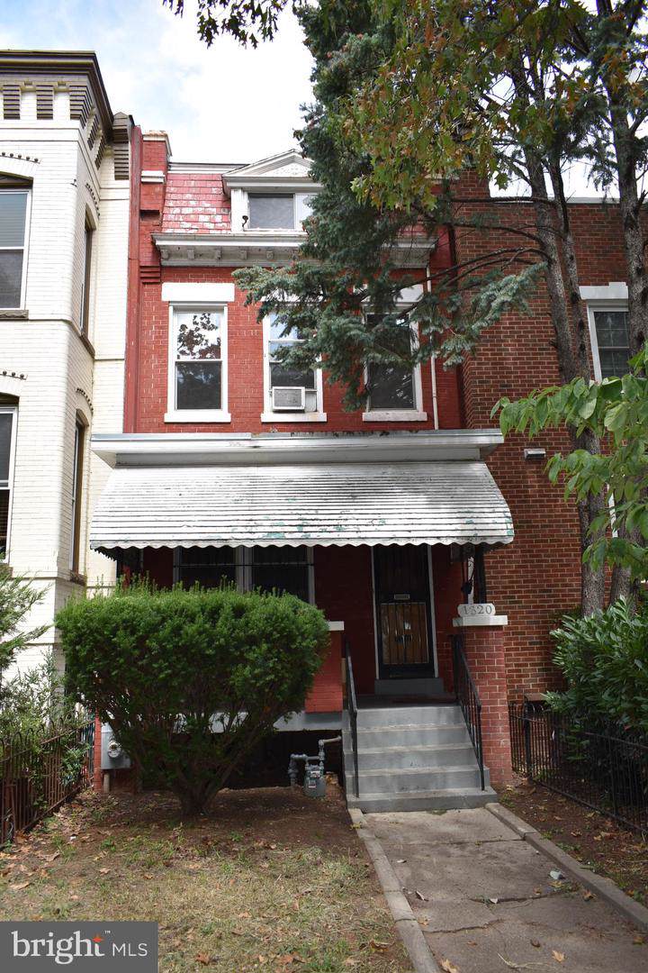 1320 Maryland Avenue - Photo 1