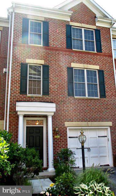 127 Hearth Court - Photo 1