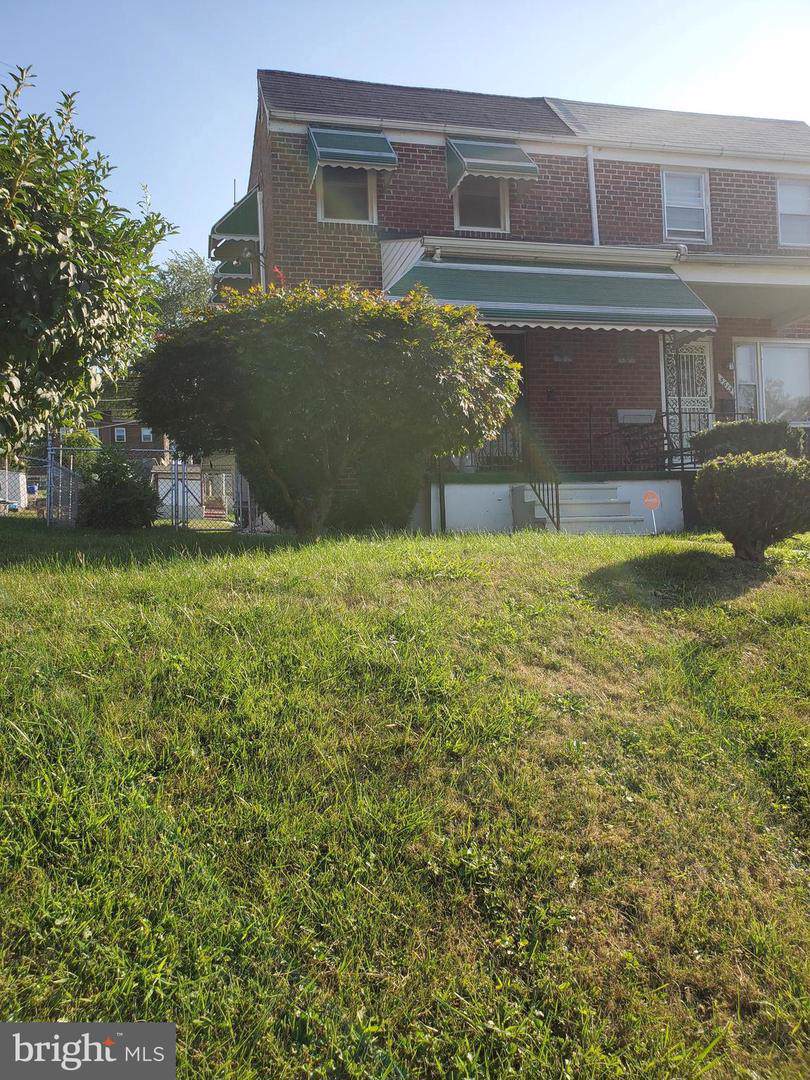 5613 Belleville Avenue - Photo 1