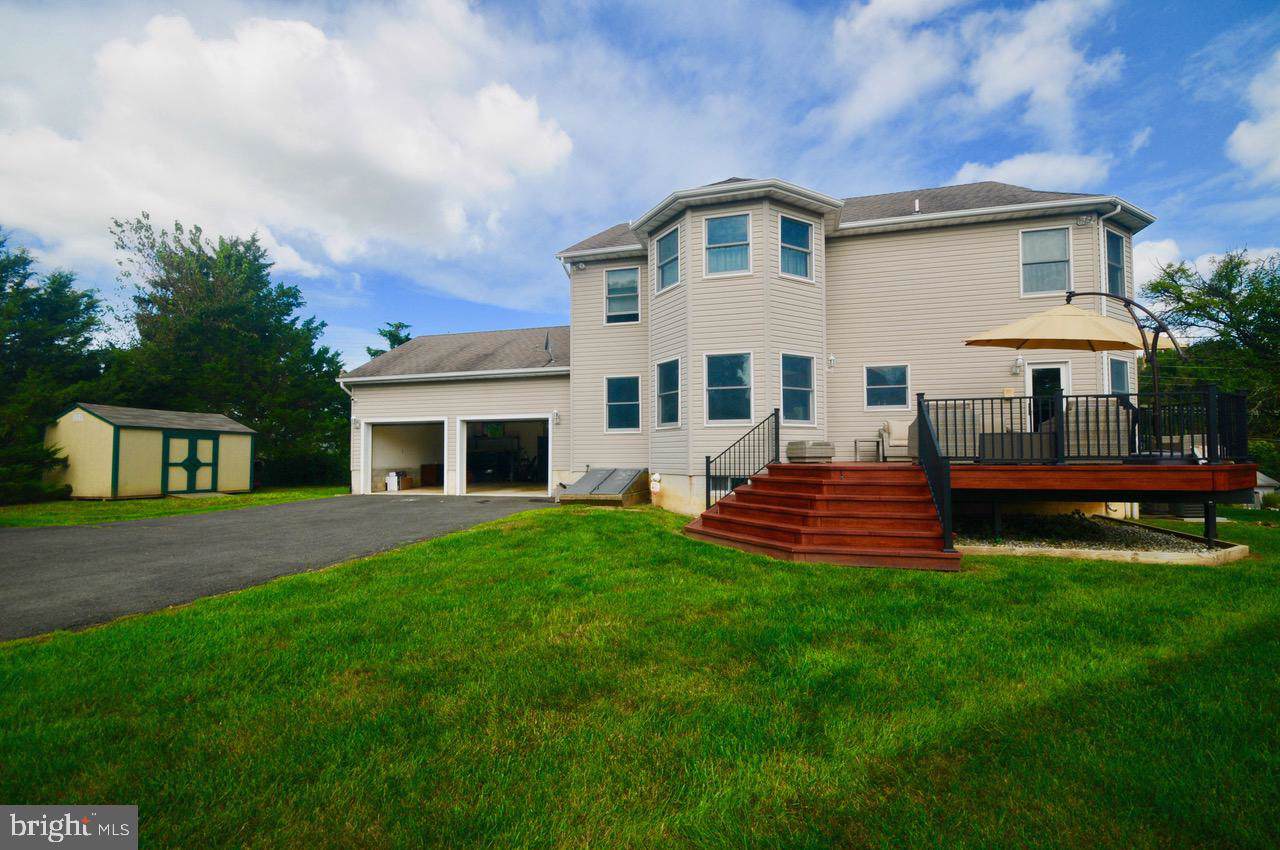 256 4TH Street - Photo 1