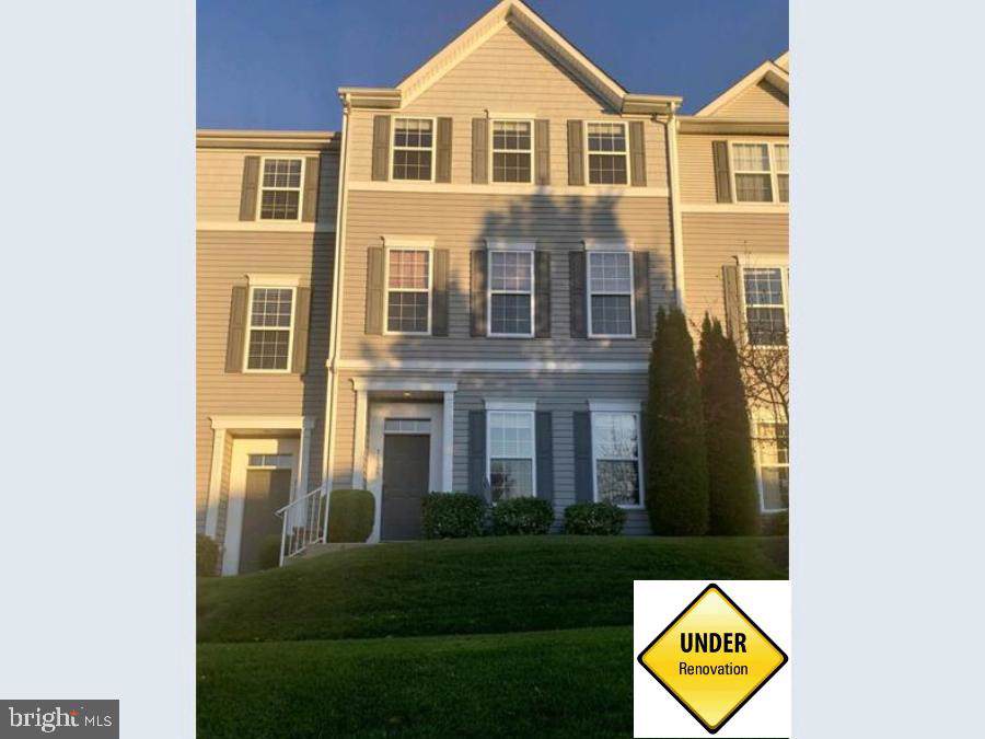 1128 Blue Bird Lane - Photo 1