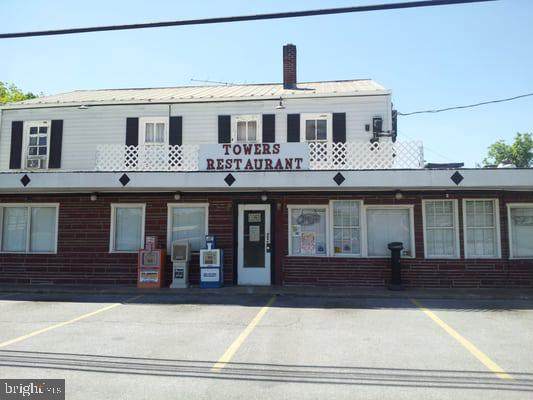 1029 Queen Street - Photo 1