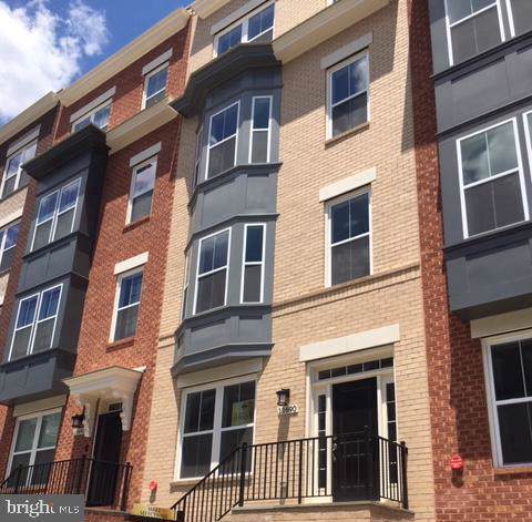 11690 Sunrise Square Place - Photo 1