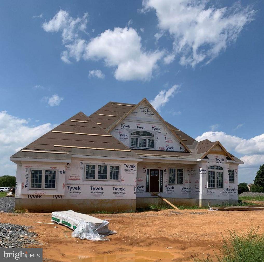 533 Northampton Drive - Photo 1