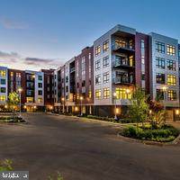 575 Goddard Boulevard - Photo 1