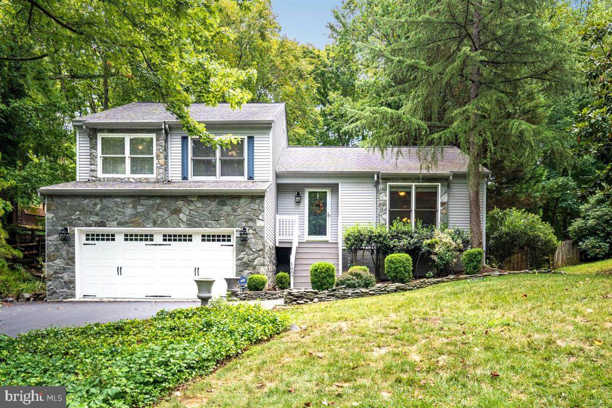 1007 John Paul Jones Drive - Photo 1