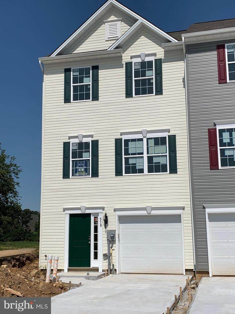 518 Abigail Avenue - Photo 1